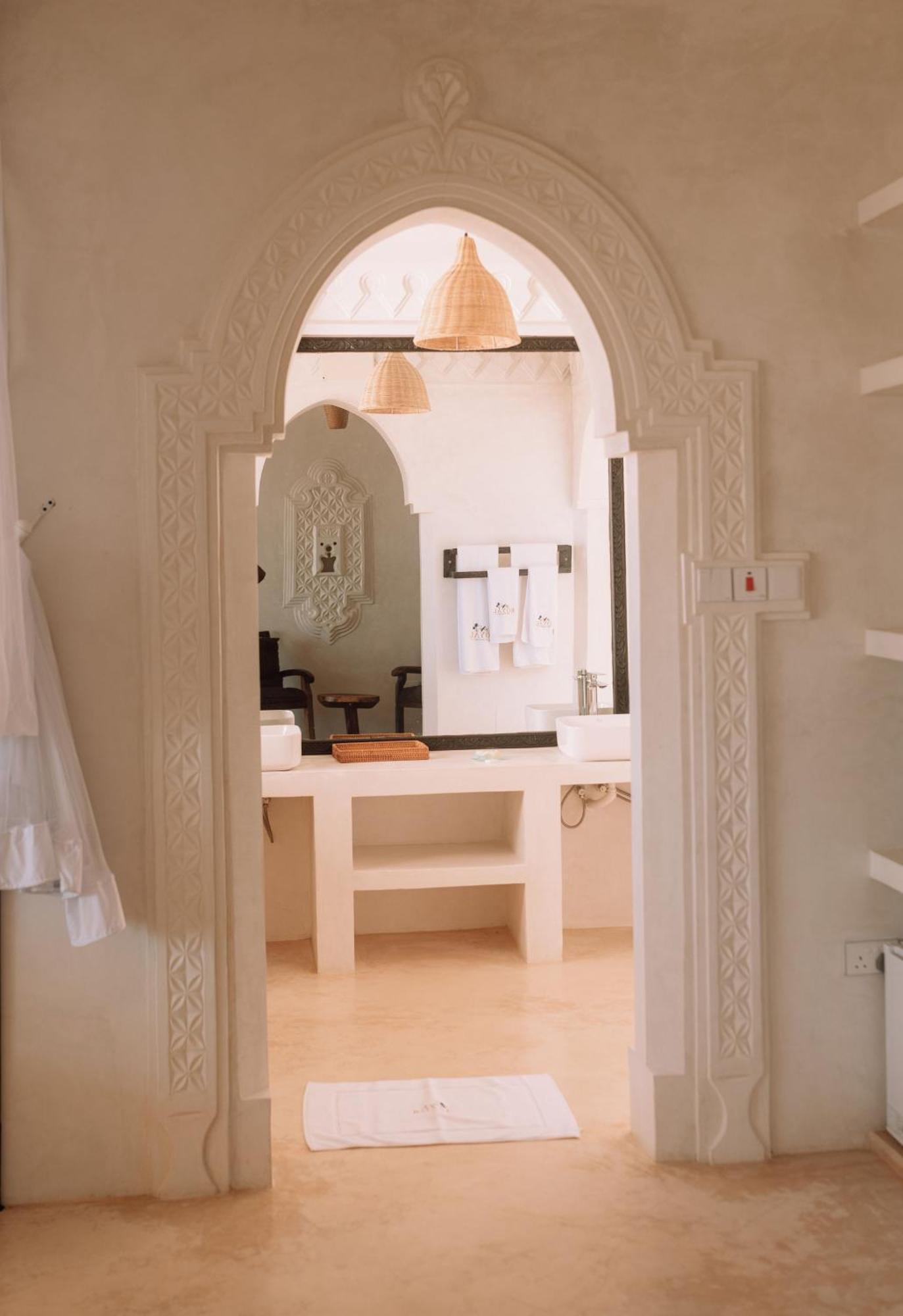 Royal Cliff Zanzibar Hotell Exteriör bild